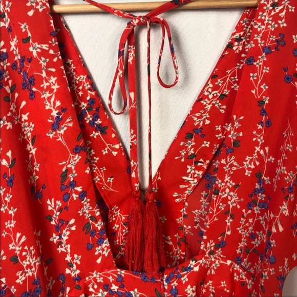 ASOS Moon River Red Floral Wrap Cropped Jumpsuit M - Picture 6 of 16